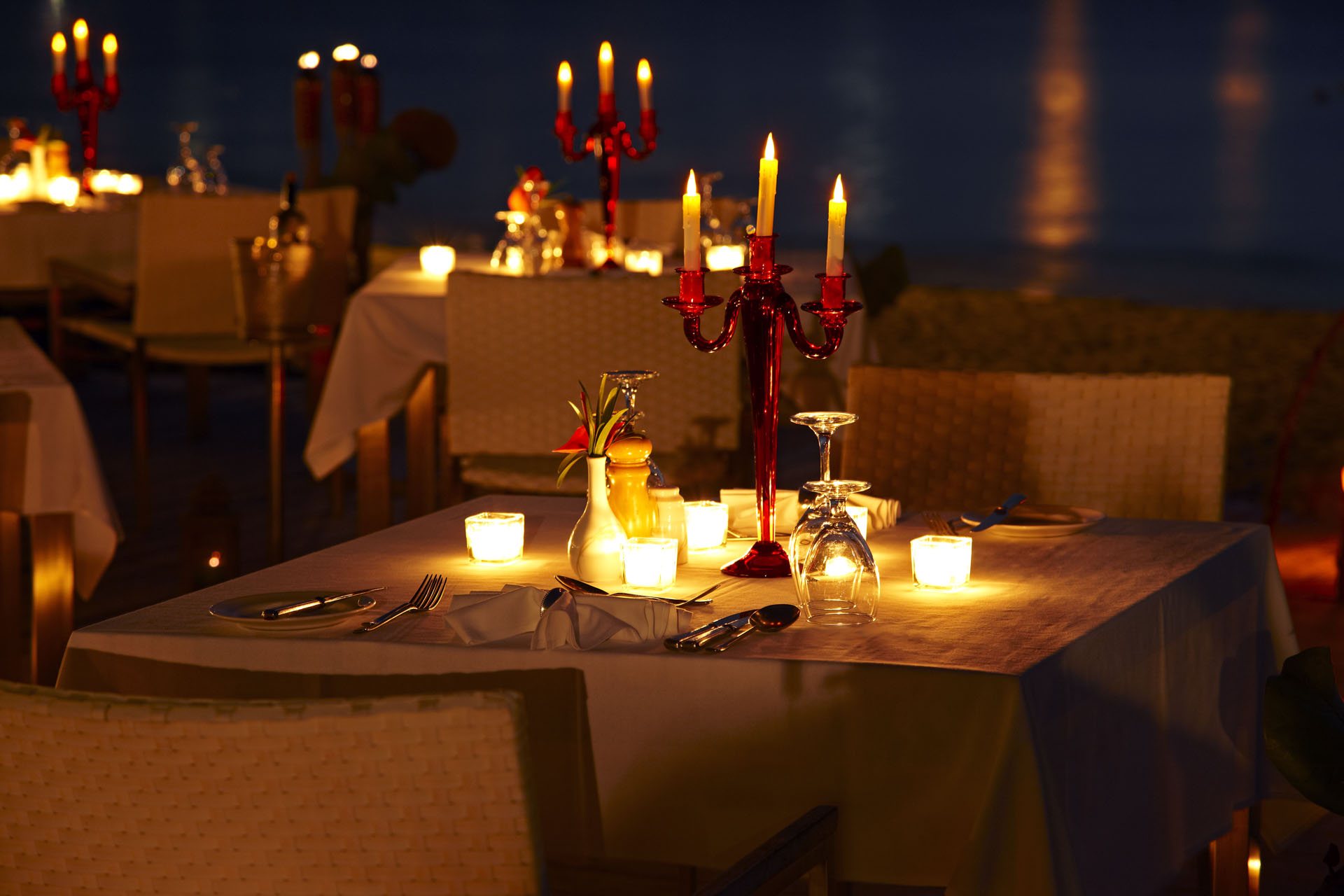 Romantic-Dinner